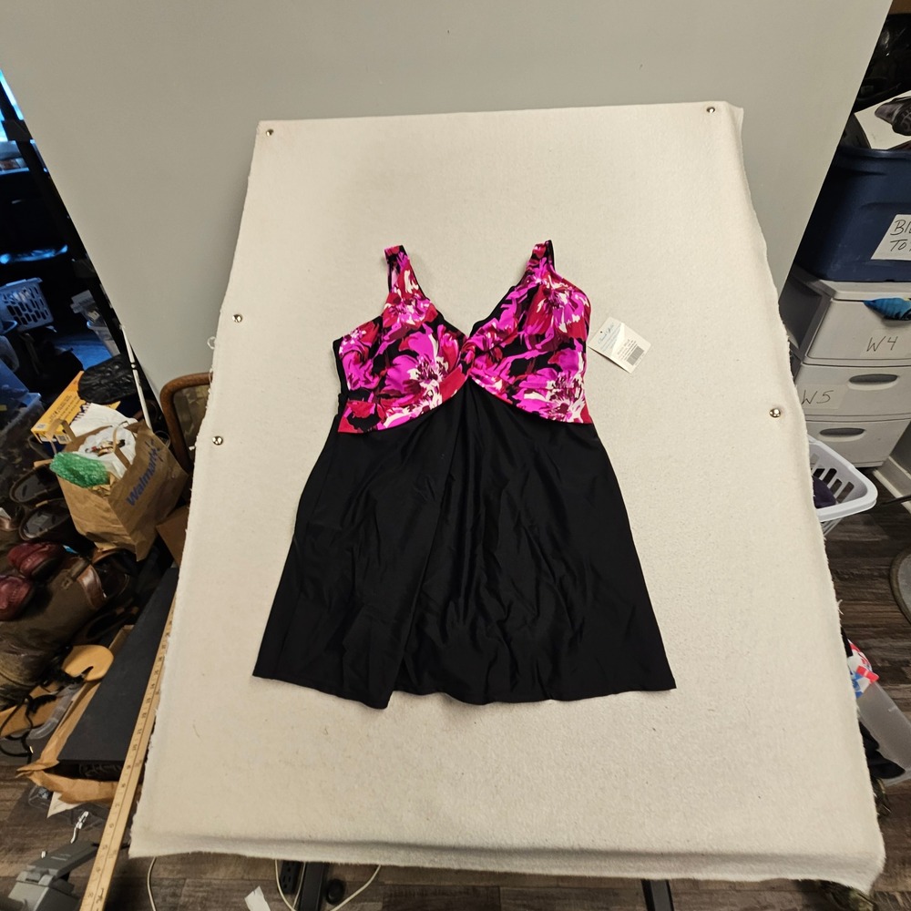 Beach Belle Womens 18W Twist Front Swimdress Pink Floral Black One Piece BF7015A